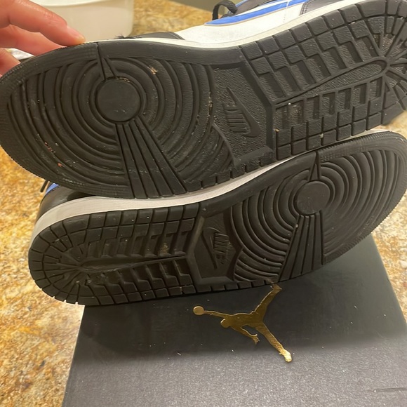 Air Jordan 1 Mid mens - Picture 9 of 10